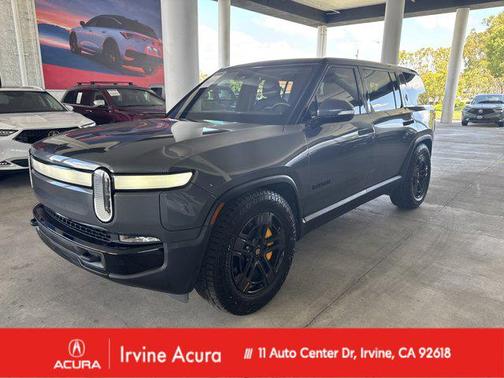 2023 Rivian R1S Adventure
