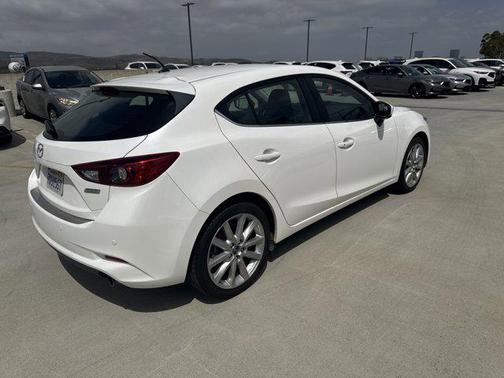 2017 Mazda Mazda3 Touring 2.5