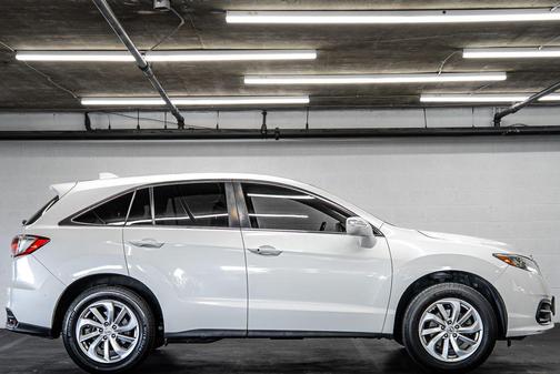 White Diamond Pearl 2018 Acura RDX Base