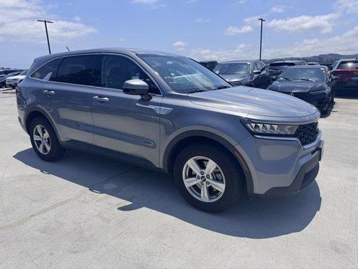 2023 Kia Sorento LX