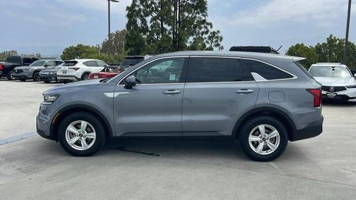 2023 Kia Sorento LX