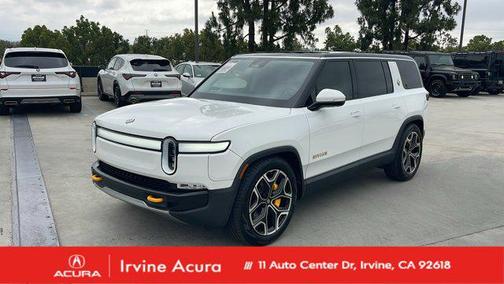 2023 Rivian R1S Adventure