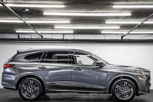 Liquid Carbon Metallic 2026 Acura MDX Advance Package
