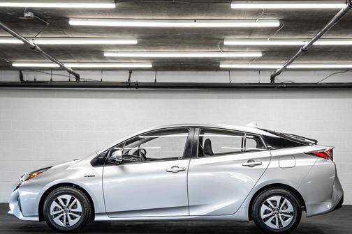 2017 Toyota Prius Three