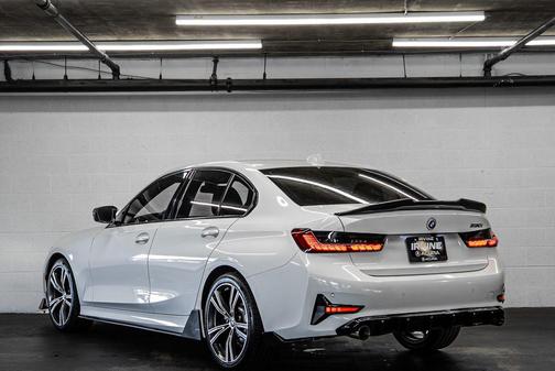 Alpine White 2021 BMW 330 330i