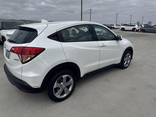 2018 Honda HR-V LX