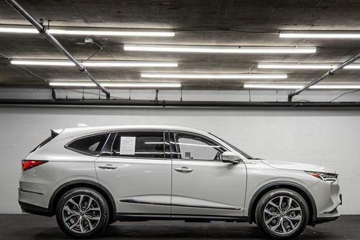 2022 Acura MDX Technology Package