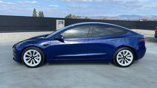 2022 Tesla Model 3 Long Range