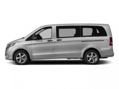 2017 Mercedes-Benz Metris Base