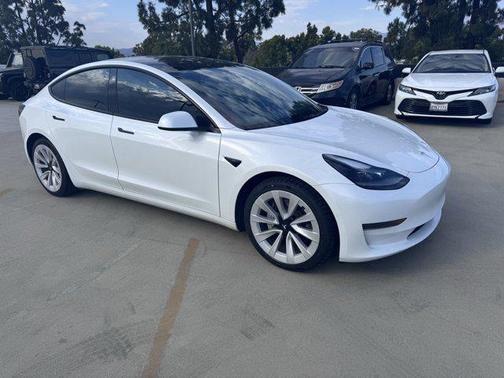 2021 Tesla Model 3 Standard Range Plus