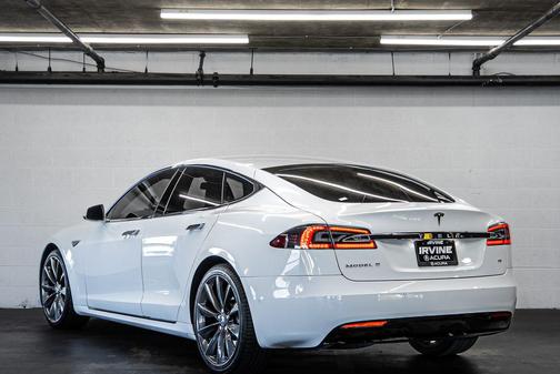 2016 Tesla Model S 70