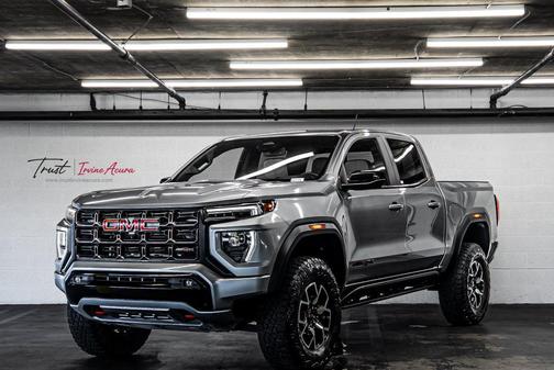 Sterling Metallic 2024 GMC Canyon AT4X