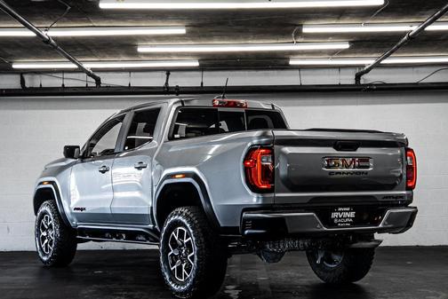 Sterling Metallic 2024 GMC Canyon AT4X
