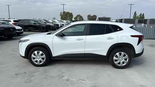 2024 Chevrolet Trax LS