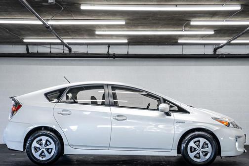 White 2013 Toyota Prius Two