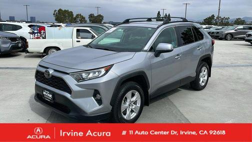 2020 Toyota RAV4 XLE