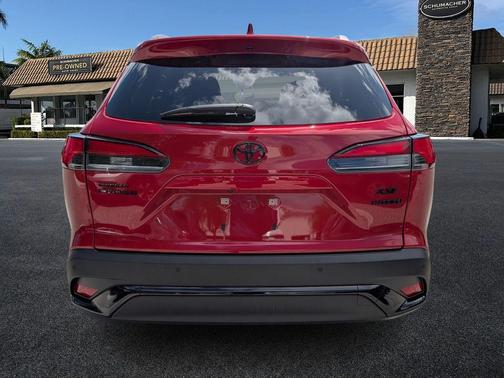 2023 Toyota Corolla Cross Hybrid XSE