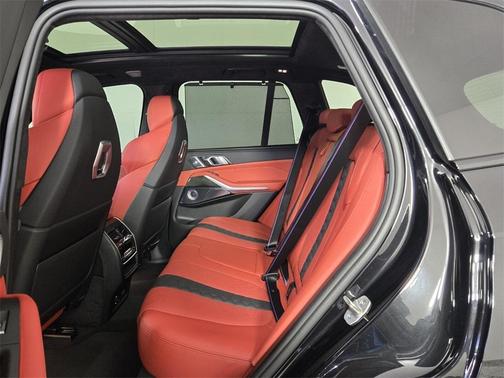 2025 BMW X5 M Competition
