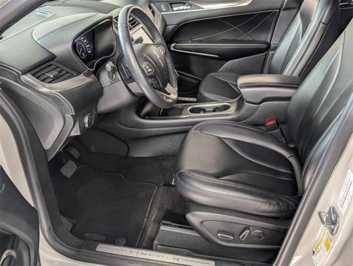 2019 Lincoln MKC Standard