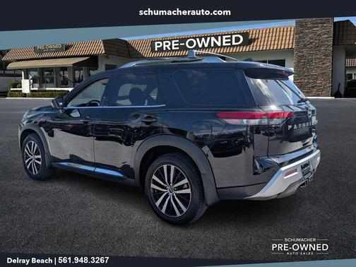 Black 2023 Nissan Pathfinder Platinum