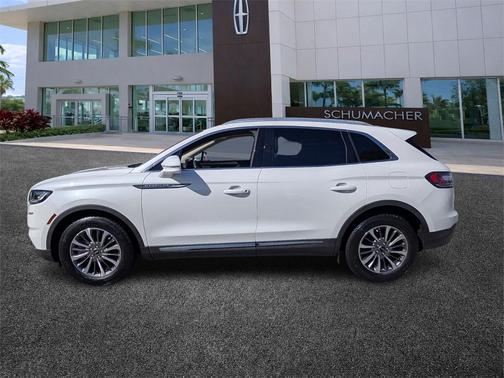 2022 Lincoln Nautilus Standard