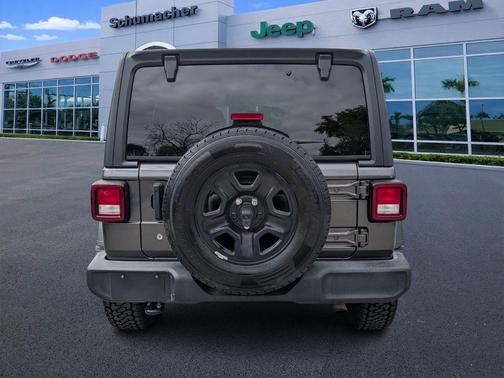 Granite Crystal Clearcoat Metallic 2018 Jeep Wrangler Unlimited Sport