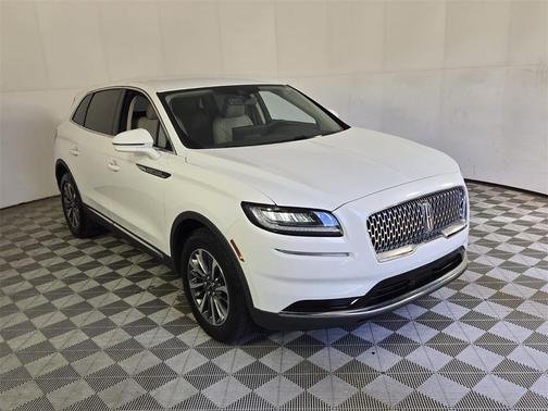 2023 Lincoln Nautilus Standard