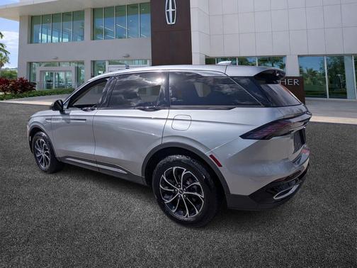 2025 Lincoln Nautilus Premiere