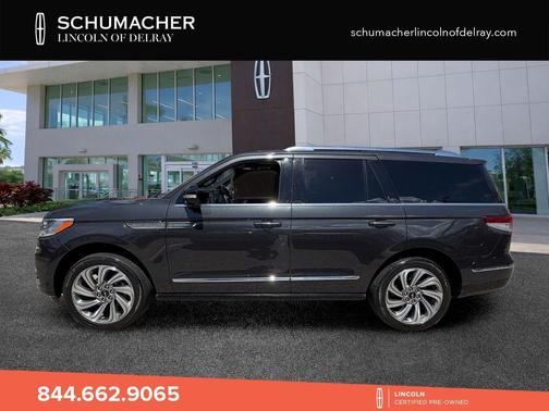 Starlight 2022 Lincoln Navigator Reserve