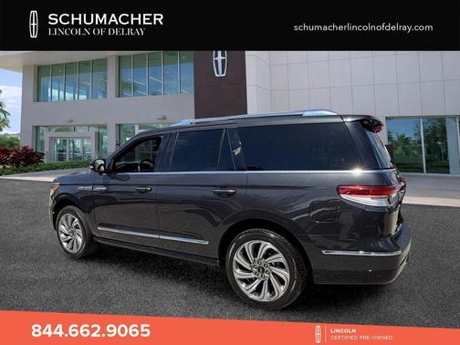 Starlight 2022 Lincoln Navigator Reserve