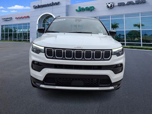 Bright White Clearcoat 2023 Jeep Compass Limited