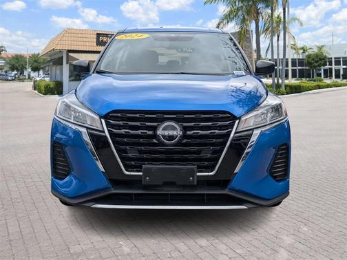 2024 Nissan Kicks S