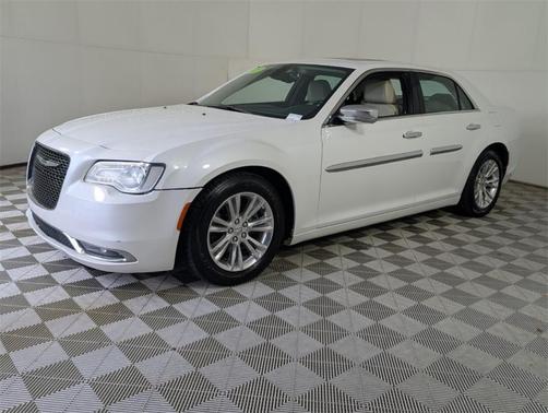 2015 Chrysler 300C Base