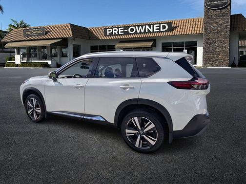 White 2021 Nissan Rogue SL