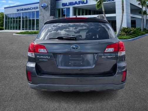 Graphite Gray Metallic 2013 Subaru Outback 2.5i Limited