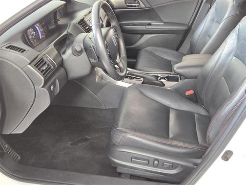 2017 Honda Accord Sport SE