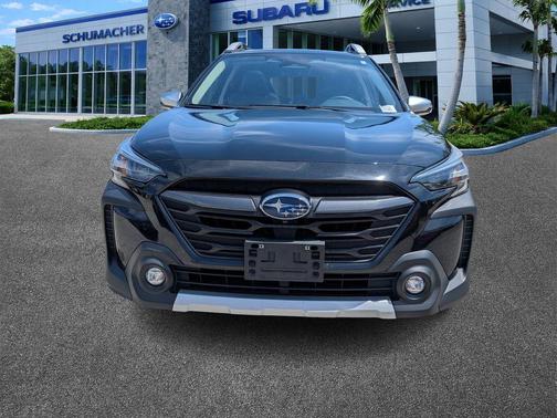 Crystal Black Silica 2024 Subaru Outback Touring