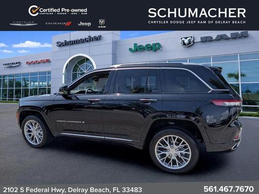 Diamond Black 2023 Jeep Grand Cherokee Summit