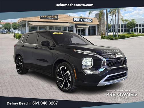 2023 Mitsubishi Outlander SE