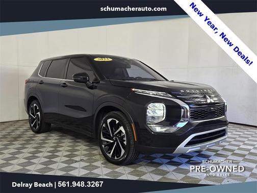 2023 Mitsubishi Outlander SE