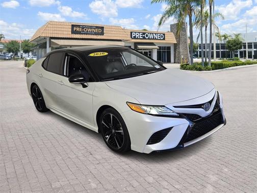 2020 Toyota Camry XSE
