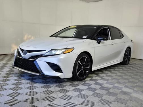 2020 Toyota Camry XSE