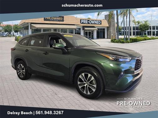 2024 Toyota Highlander LE