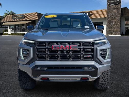 2024 GMC Canyon AT4X