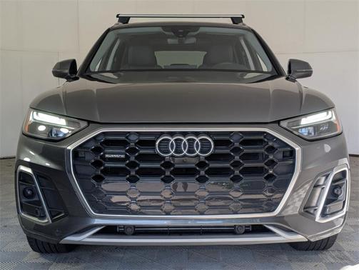 2024 Audi Q5 45 S line quattro Premium