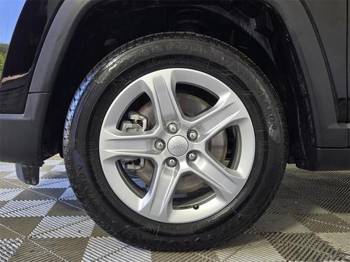 2024 Jeep Compass Sport