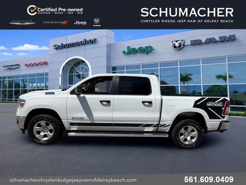 Bright White Clearcoat 2024 RAM 1500 Big Horn/Lone Star