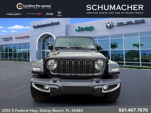 Black Clearcoat 2026 Jeep Gladiator Sport