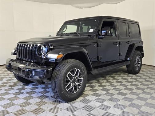 2023 Jeep Wrangler Sahara
