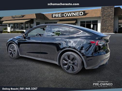 Black 2025 Tesla Model Y Long Range